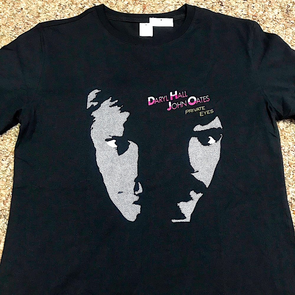 🎸 Hall & Oates Classic Rock Private Eyes Song Lyric Tee Shirt